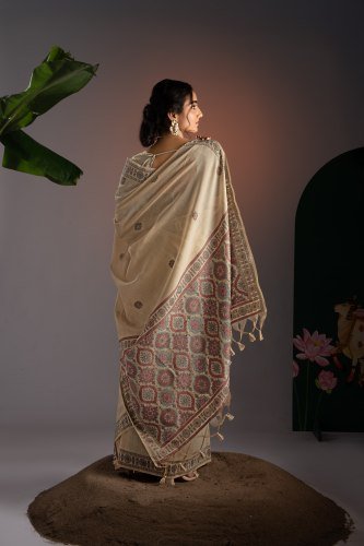 Elegant Off White Ajrakh Pure Cotton Saree
