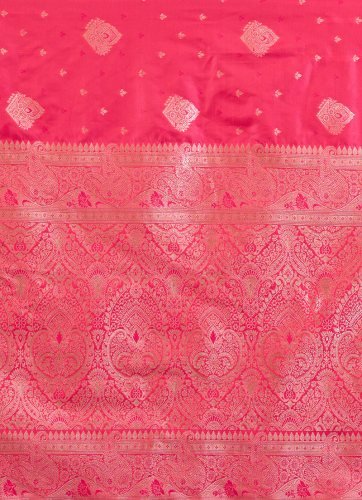 Royal Rani Banarasi Silk Saree with Rich Zari Weaving